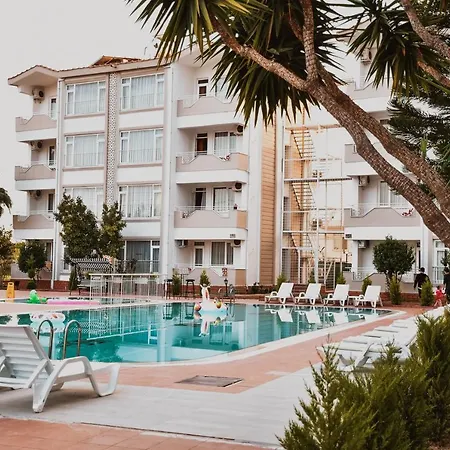 New Garden Aparthotelside Сиде