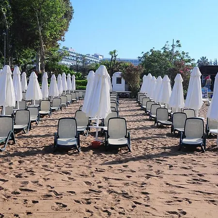New Garden Aparthotelside Lejlighedshotel 3*