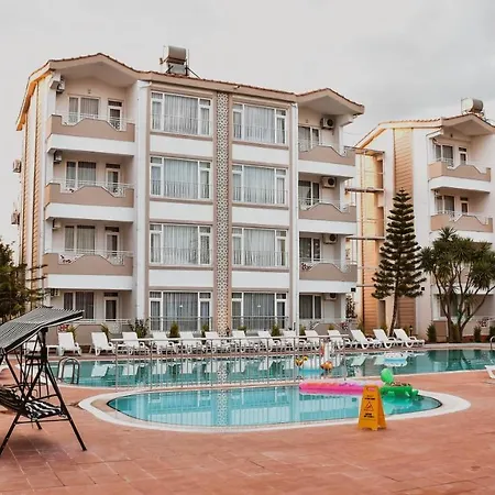 Hotel apartamentowy New Garden Aparthotelside